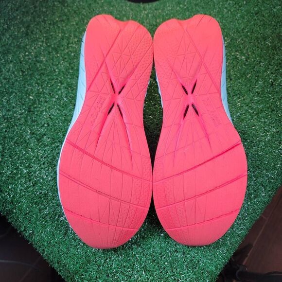 HOKA ONE ONE CARBON X2 - WOMEN'S RUNNING SHOES - SIZE 8.5B - Picture 8 of 9